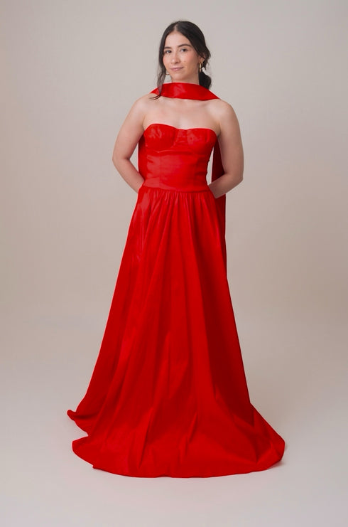 LILI DRESS ( Accesorio del cuello incluido )